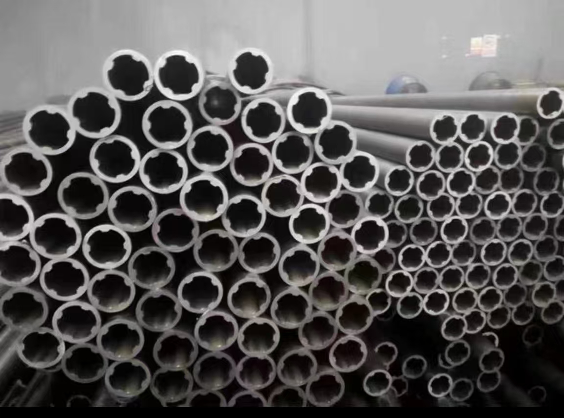 內(nèi)異型鋼管（精密）.jpg